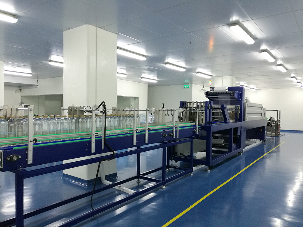 Auto shrink wrap machine