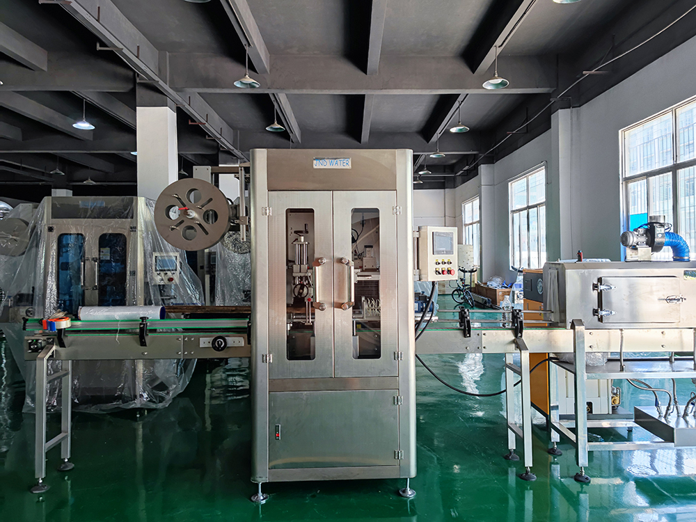 Shrink Sleeve Machine
