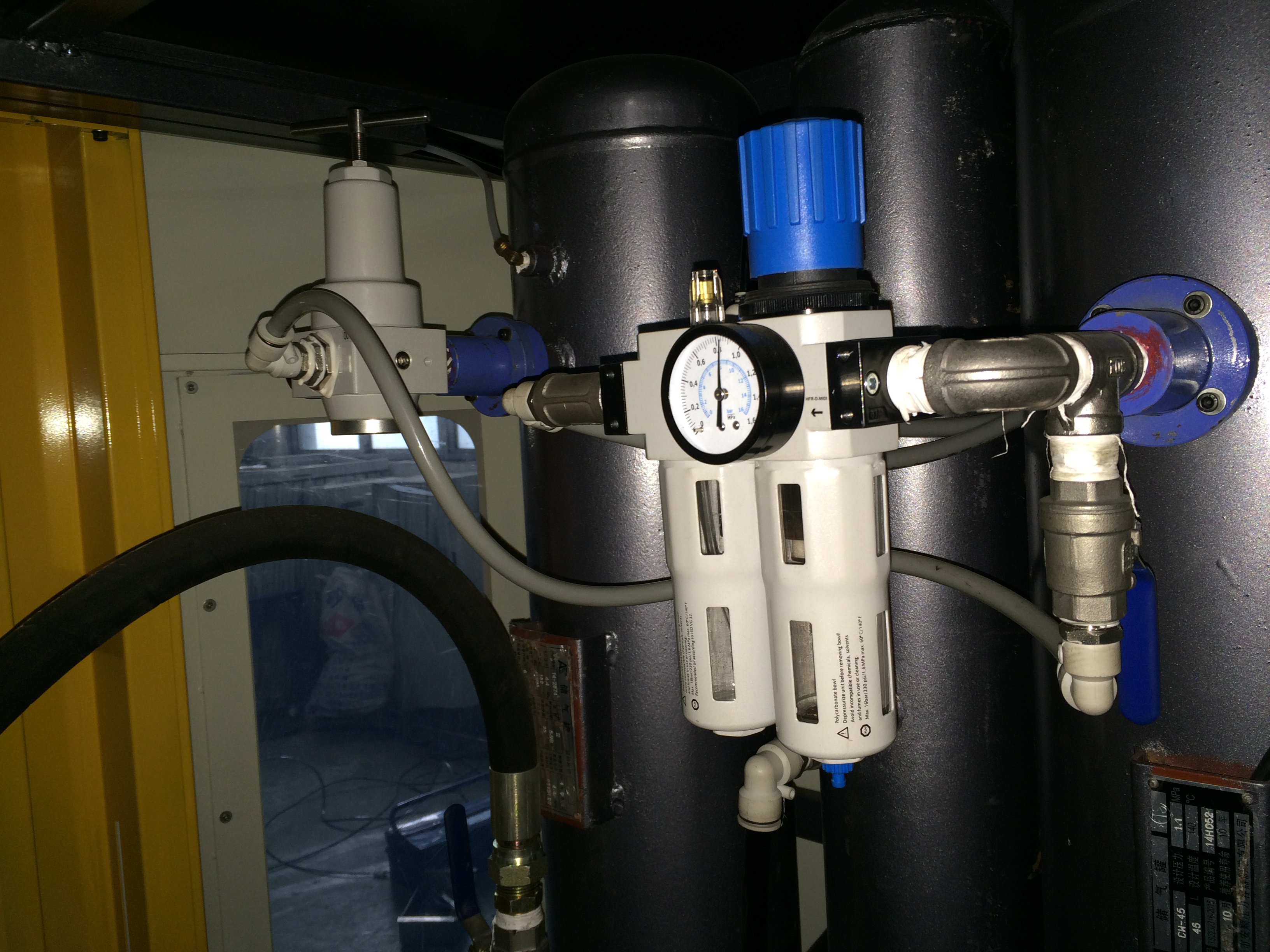 Semi-auto Bottle Blow Molding Machine