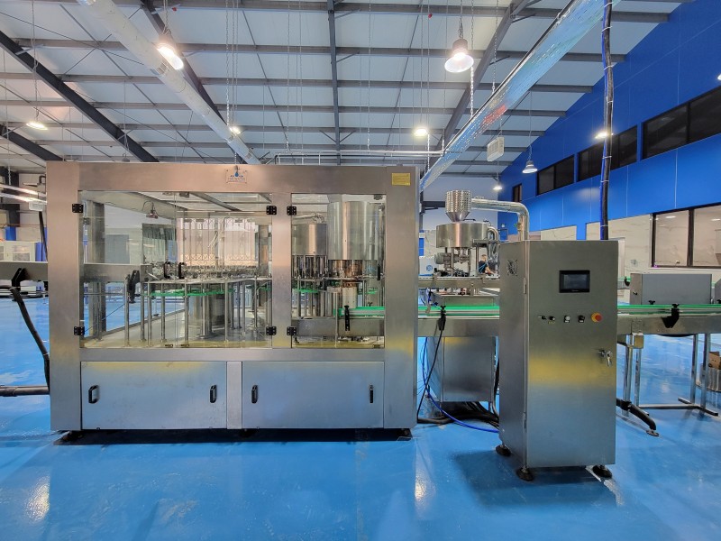 Bottled Water Filling Machine | JNDTECH 3-in-1 3000–12000 BPH